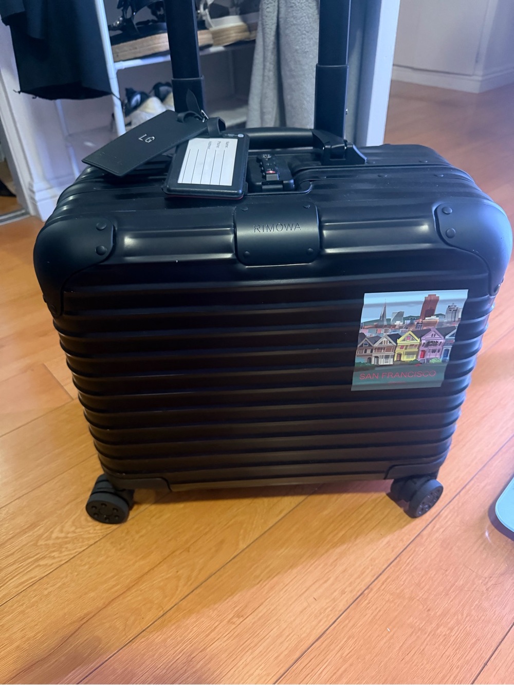 RIMOWA Pilot Hard-Shell Carry-On in Black - Picture 4 of 14